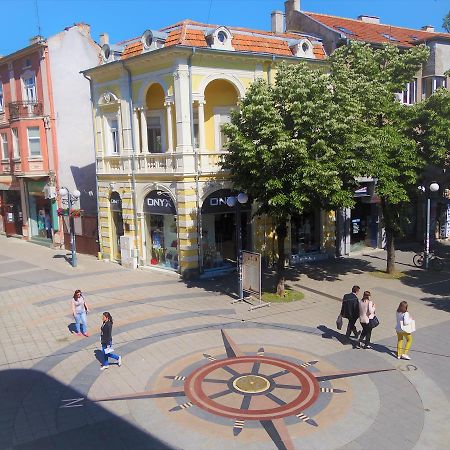 Hostel Compass Burgas Luaran gambar